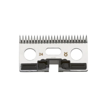 Metall-Schneiderklinge mit einer Schnittlänge von 24 mm, mit scharfen Zähnen und zwei Montageschrauben zur Befestigung.