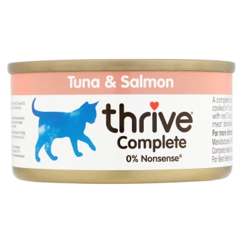 Eine Dose Thrive Complete Katzenfutter mit Thunfisch- und Lachs-Geschmack, mit einer blauen Katzensilhouette und dem Text "0% Nonsense."