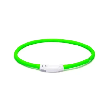 LED-Hundehalsband aus flexiblem Silikon – Zuschneidbar, Leicht & 3 Leuchtmodi grün Helle grüne Haustierhalsband mit einem weißen Verschluss, entworfen für Sichtbarkeit und Komfort.