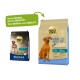 Zwei Select Gold Hundefutterbeutel: "Maxi Adult" (25 kg) mit einem braunen Hund und "Sensitive" mit "Mit Lachs & Kartoffel".