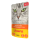 Haustierfutterbeutel mit einer Nahaufnahme des Gesichts einer Katze, beschriftet mit "Huhn mit Spinat" von Josera, hergestellt in Deutschland.