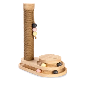 Katzenkratzbaum mit einer Basis aus Naturholz, einem mit Sisal umwickelten Pfosten und bunten Holzperlen zum Spielen.