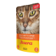 Verpackung für Katzenfuttersuppe mit einer Nahaufnahme des Gesichts einer Katze, beschriftet mit "Soup" und "Huhn mit Karotte & Spinat" sowie "Josera."