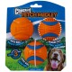 Chuckit! Fetch Medley Hundespielzeug-Pack mit drei orange-blauen Bällen, beschriftet mit Fetch Ball, Rugged Ball und Ultra Ball.