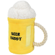 Ein plüschiges Hundespielzeug in Form eines Bierkrugs, gelb mit einem weißen, flauschigen oberen Teil, mit dem Text 'BEER BUDDY' an der Seite.