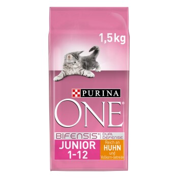 Sac de nourriture pour chats Purina ONE Bifensis Junior, 1,5 kg, avec un chaton joueur sur un fond rose, étiqueté "Reich an Huhn und Vollkorn-Getreide."