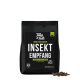 Black Tales & Tails Sack mit der Aufschrift ‚DEIN EXKLUSIVER INSEKT EMPFANG‘, ‚Insekten & extra Gemüse‘ und einem Haufen Trockenfutter.