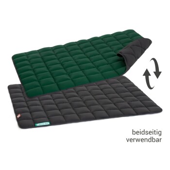 Schwarze Haustiermatte mit gestepptem Design, beschriftet mit "Doctor Bark", mit Text über Haltbarkeit, Hygiene und Waschbarkeit.