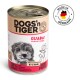 Eine Dose DOGS'n TIGER Hundefutter mit der Aufschrift "GUADN! Rind mit Kürbis", mit einem Cartoon-Hund und einer Kuh, 67% Rindfleischanteil, 100% natürlich, hergestellt in Deutschland.