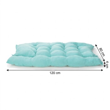 Jasnoturkusowa pikowana prostokątna poduszka dla zwierząt z strzałkami oznaczonymi 120 cm, 80 cm i 4 cm.