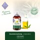 Flasche mit Hanföl für Katzen mit dem Etikett "Hanöl" und einem Katzenbild, neben einer Glasflasche mit Öl und Hanfblättern, mit Text zur Zusammensetzung.