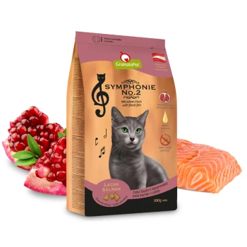 Trockenfutter Katze, Adult, Symphonie, Lachs 300 g GranataPet Symphonie No. 2 Katzenfutterbeutel, mit einer Silhouette einer schwarzen Katze, mit Lachs und Granatapfel im Hintergrund. 300g.