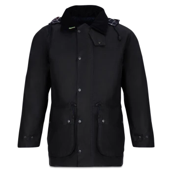 Schwarze wasserdichte Hundespaziergangsjacke mit geknöpften Taschen und kariert gefütterter Kapuze, für Tierhalter entworfen.