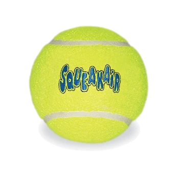 Balle de chien style tennis jaune vif avec coutures blanches et logo « SQUEAKAIR » bleu.