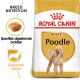 Royal Canin Adult Poodle hondenvoerzak met een illustratie van een poedel, met tekst die de voeding voor het ras en een gezonde vacht benadrukt.