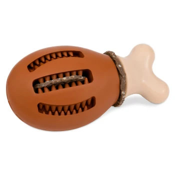 Ein braunes Gummihundespielzeug in Form eines Hähnchenbeins mit strukturierten Oberflächen und einem knochenförmigen Ende, entworfen zum Kauen.