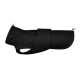 Schwarzer Hundemantel mit einem eleganten Design, mit einem Riemen und verstellbaren Verschlüssen, beschriftet mit "DOG IDEA."