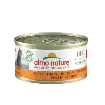 Een blik Almo Nature kattenvoer met een katten silhouet, gelabeld 'HFC Natuurlijk' en 'Pollo e Tonno,' en een groene '100% naar de Natuur' zegel.