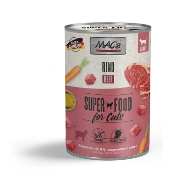 Nourriture en conserve pour chats étiquetée "MAC's Super Food for Cats", contenant du bœuf et des carottes, avec des allégations d'être sans céréales et à forte teneur en viande.