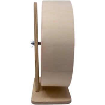 Holz-Übungsrad für kleine Haustiere, mit einem stabilen Sockel und einer Metallachse mit einer Flügelmutter für eine einfache Montage.