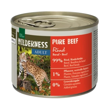 Eine Dose Wilderness Pure Beef Haustierfutter für Erwachsene, mit einem Wildkatzenmotiv auf dem Etikett. Zutaten: 99% Rindfleisch, 1% Pflanzen, 0% zugesetzte Getreide.