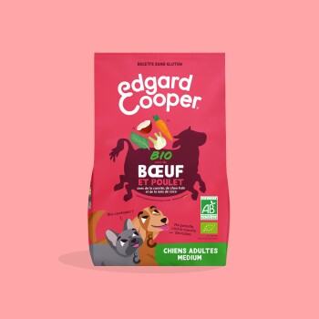 Sac rose Edgard & Cooper pour chiens étiqueté 'BIO BOEUF ET POULET' et 'Chiens Adultes Medium', avec logo biologique AB.