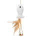 Jouet pour chat en forme de poisson blanc avec un corps texturé et des plumes beiges attachées, suspendu par une ficelle.