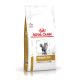 Royal Canin Veterinary Katzenfuttertüte „Urinary S/O“ Moderate Calorie, weiße Tüte mit Katzenillustration.