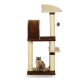 Eine flauschige Katze sitzt auf der Basis eines mehrstöckigen Katzenbaums, der beige und braune Plattformen, Kratzpfosten und ein hängendes Spielzeug hat.