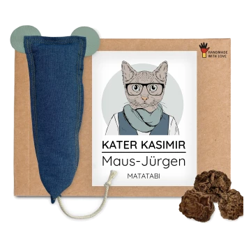 Katzenspielzeug-Set in Schachtel: Denim-Knochen mit Seil, Matatabi-Stücke, Etikett mit Katzenillustration und Schriftzug 'KATER KASIMIR Maus-Jürgen MATATABI'.