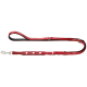 Rote Hundeleine mit schlankem Design, mit drei weißen Kreuzsymbolen entlang des Riemens und einem Metallclip zur Befestigung.