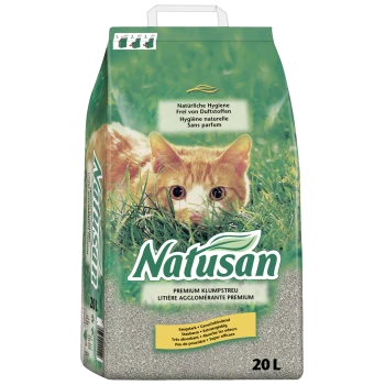 Natusan Premium Katzenstreu Beutel mit einer verspielten orangefarbenen Katze im Gras, die "Natürliche Hygiene," "Duftfrei," und "20L" zeigt.