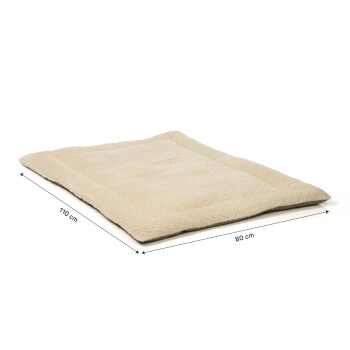 Cremefarbenes Haustierbett mit den Maßen 110 cm mal 80 cm, mit einer weichen, plüschigen Textur.