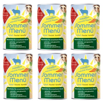Sechs Dosen Hundefutter 'Sommer Menü', mit Schaf, Fenchel und Kartoffel. Etiketten heben hervor, dass es glutenfrei, laktosefrei und für erwachsene Hunde geeignet ist.