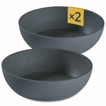 Hundenapf-Set 1,6L grau Zwei dunkelgraue Fressnäpfe übereinander gestapelt, mit einem gelben Etikett, das "x2" auf dem oberen Napf anzeigt.