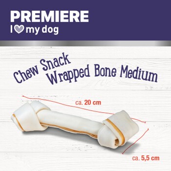 Kau-Snack eingewickelter Knochen mittel, etwa 20 cm lang und 5,5 cm breit, auf einem weißen Holzuntergrund präsentiert.