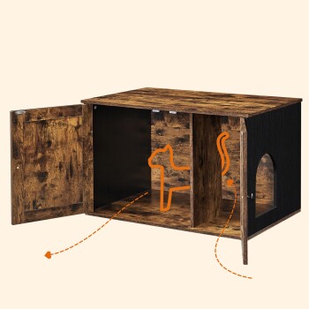 Holz-Haustierhaus mit offener Tür, mit einer Katzensilhouette und einem Seiteneingang, entworfen für den Komfort von Haustieren.