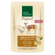 Pochette de nourriture pour animaux Real Nature avec illustration de cerf et de poulet, étiquetée "Geflügel mit Wild" et "Adult" avec "Omega-6 + Taurin."