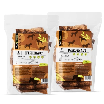 Pferdekopfhaut 1,2 kg Zwei transparente Beutel mit "Pferdehaut"-Haustierleckerlis (je 600g) mit einem braun-weißen Design, das Pferde und grüne Blätter zeigt.