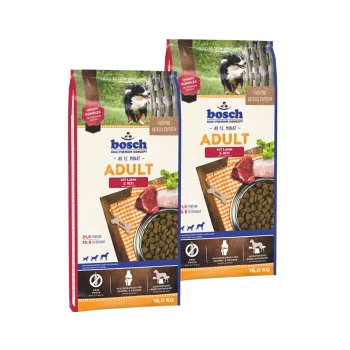 Zwei Tüten Bosch-Hundefutter mit der Aufschrift "Adult mit Lamm & Reis," geeignet für Hunde über 12 Monate, jeweils 15,0 kg schwer.