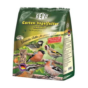 Grüne Tüte GEVO Garten-Vogelfutter schalenfreies Gartenvogelfutter mit Bildern von sechs Vögeln und 2,5 kg Gewicht.