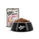 Dose Lucky Jim Adult 'Rind & Lamm' (Beef & Lamb) neben einer schwarzen Lucky Jim-Schüssel gefüllt mit Nassfutter.