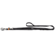 Schwarze Nylon-Hundeleine mit gepolstertem Griff, Bungee-Stoßdämpferbereich und Metallkarabiner mit orangefarbenem Ring.