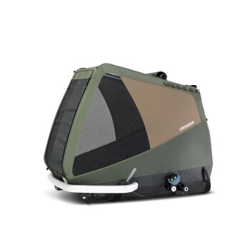 Eine grün-braune Haustiertrage mit Netzpaneelen, mit dem Markennamen "CROOZER" an der Seite, entworfen für den Transport von Haustieren.