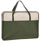 Grüne und beige Tragetasche für Haustiere mit zwei Griffen und einem Logopatch, ideal für den Transport von Haustieren.