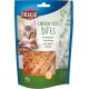 Emballage de Trixie Chicken Filet Bites avec un gros plan de chat tigré, fenêtre transparente montrant les friandises et symbole sans gluten. 50 g.