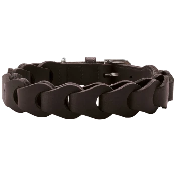 Ein stilvolles schwarzes Leder-Hundehalsband mit einem Kettenlink-Design, das eine robuste Schnalle und einen verstellbaren Riemen zeigt.
