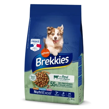 Sac de nourriture pour chien étiqueté "Brekkies" par Affinity, mettant en avant un chien heureux, avec 55 % de protéines animales, ingrédients de boeuf et de légumes, taille de 9 kg.