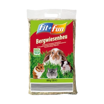 Eine Tüte Fit+Fun Bergwiesenheu mit Bildern eines Kaninchens, Meerschweinchens, Hamsters und eines Chinchillas, beschriftet mit 800g.