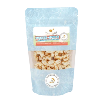Gefriergetrocknete Grönlandgarnelen in einer klaren Tüte mit hellblauem Hintergrund, beschriftet "Ich liebe meinen Kater Freeze-Snack."